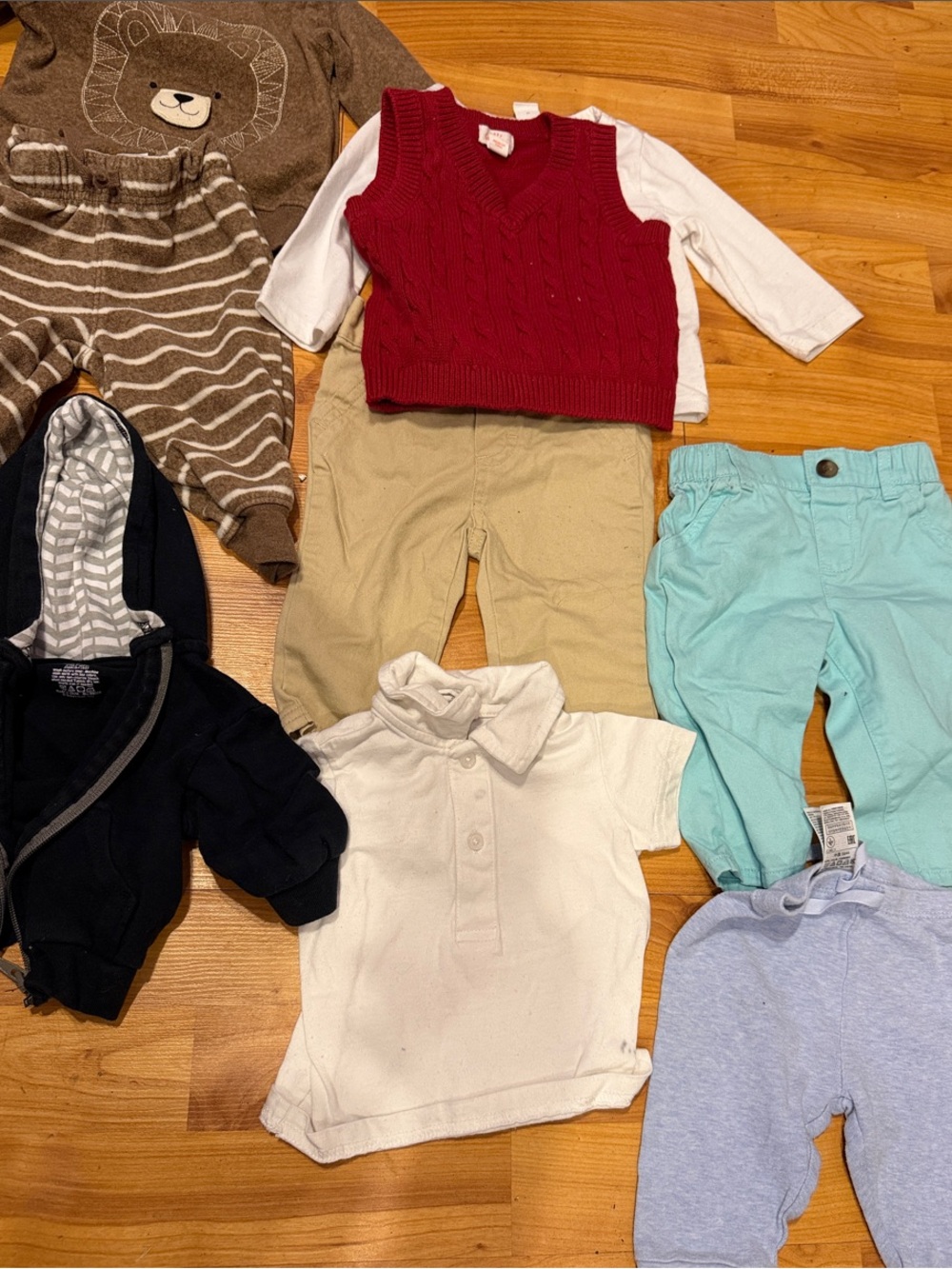 Baby boy size 3 to 6 month bundle winter/fall